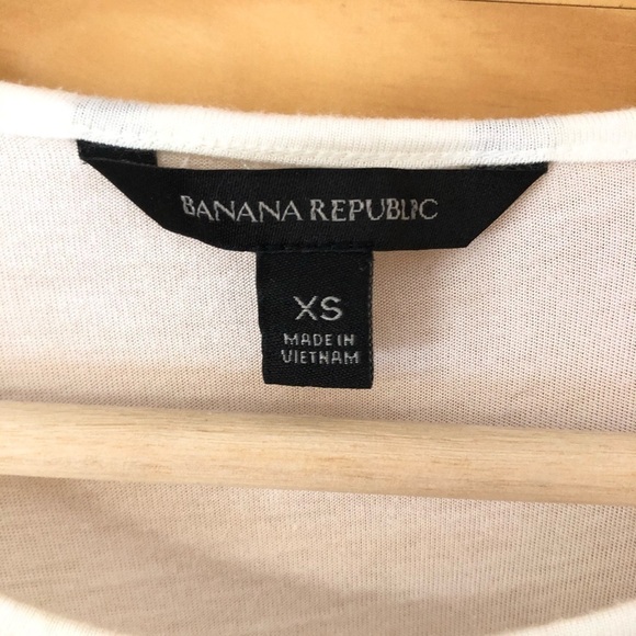 Banana Republic pleated ruffled bottom sleeveless top size Extra Small - Picture 8 of 8